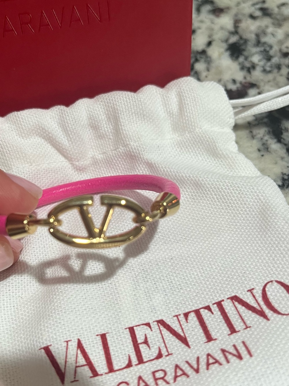 NIB** Valentino VLogo Signature bracelet - Picture 4 of 7
